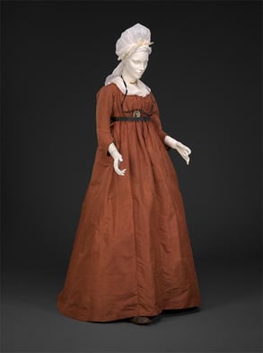 taffeta-round-gown-front