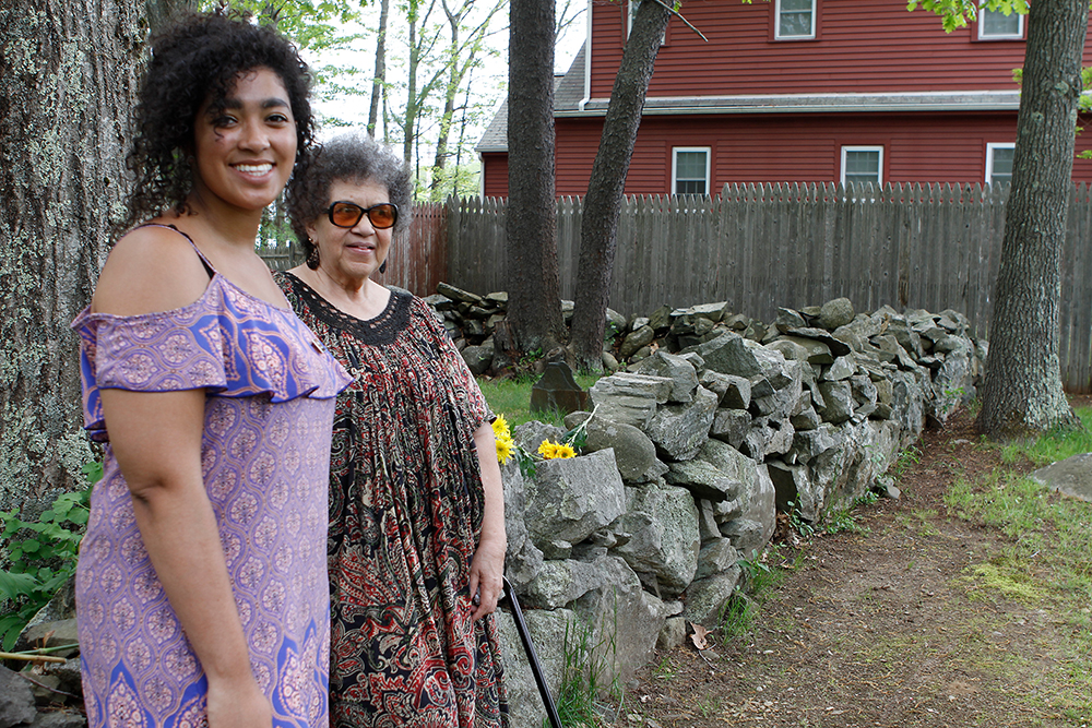 Sankofa Scholars Jubilee Byfield and Valerie Cunningham, Langdon Slave Burial Ground