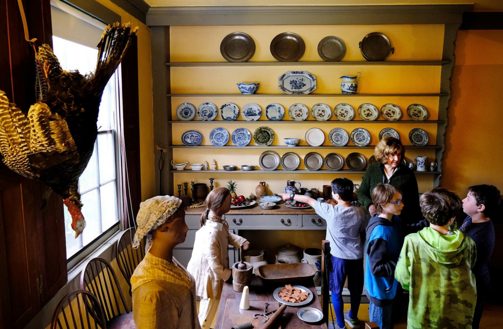 Moffat Ladd Kitchen and kids learning about slavery in NH